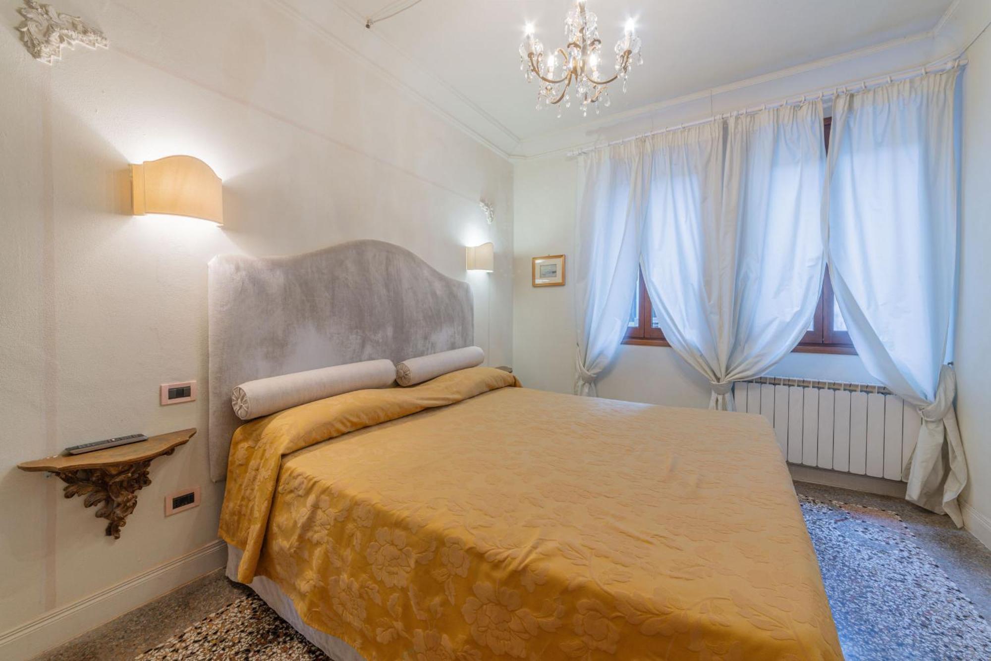 Casa Agostina Apartment Венеция Екстериор снимка